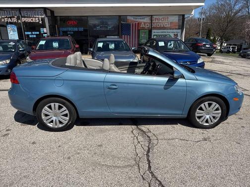 Blue 2010 Volkswagen Eos Komfort