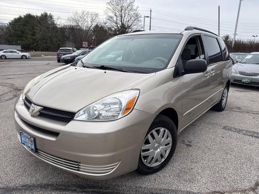 2005 Toyota Sienna LE