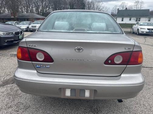 2001 Toyota Corolla LE