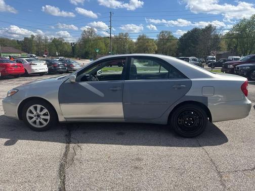 Phantom Gray Pearl 2004 Toyota Camry XLE V6