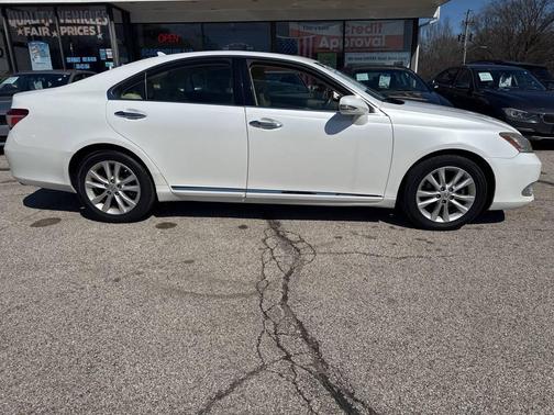 White 2012 Lexus ES 350 Base