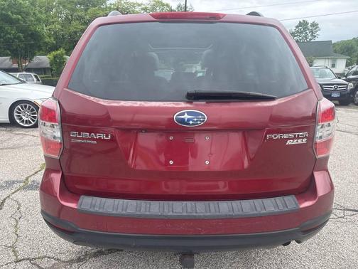 Maroon 2015 Subaru Forester 2.5i Premium