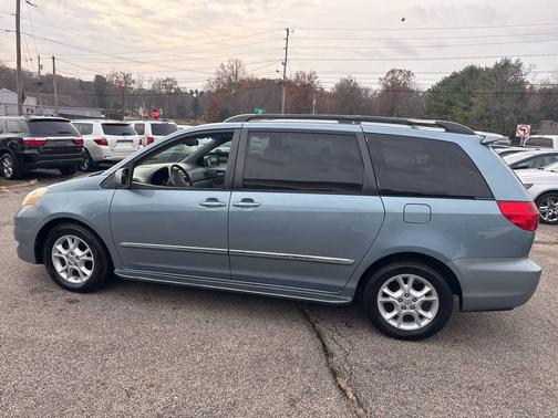2006 Toyota Sienna XLE Limited