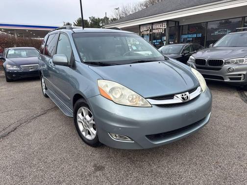 2006 Toyota Sienna XLE Limited