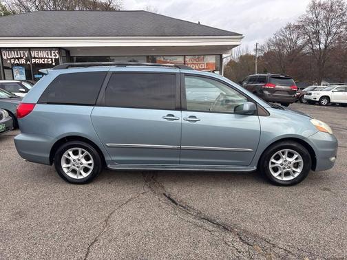 2006 Toyota Sienna XLE Limited