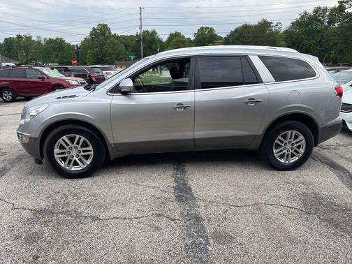 Gray 2008 Buick Enclave CX