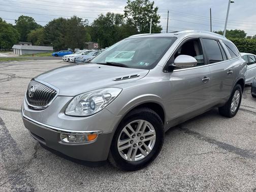 Gray 2008 Buick Enclave CX