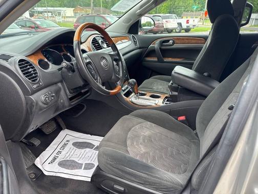 Gray 2008 Buick Enclave CX