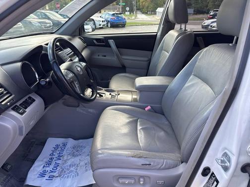 2009 Toyota Highlander Sport