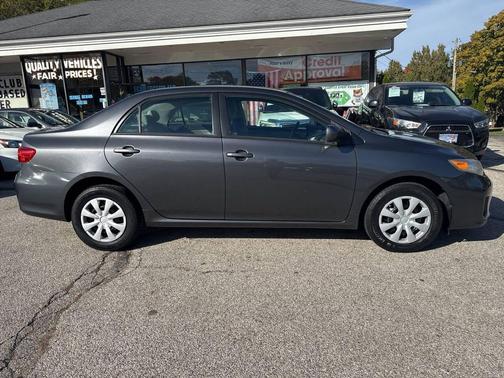 2011 Toyota Corolla LE
