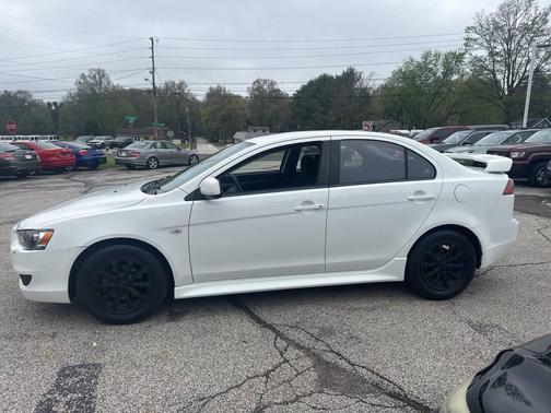 White 2012 Mitsubishi Lancer SE