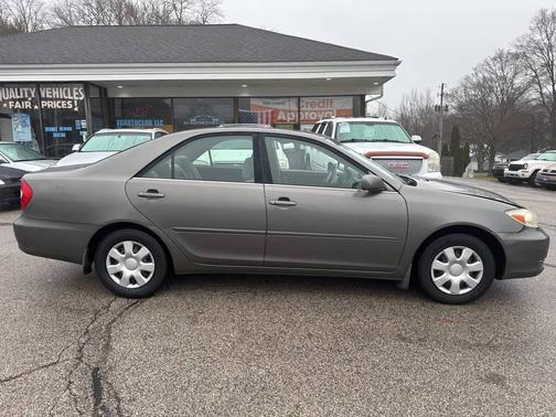 2003 Toyota Camry LE