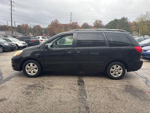 2008 Toyota Sienna LE
