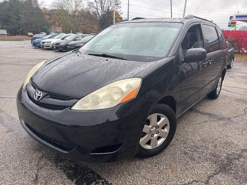 2008 Toyota Sienna LE