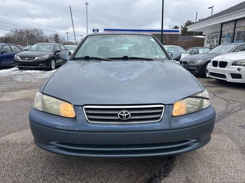 2001 Toyota Camry LE V6