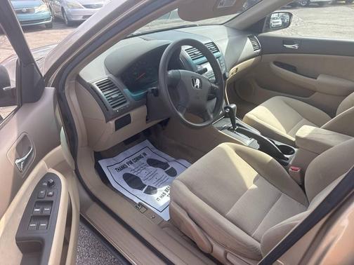 2005 Honda Accord LX 4dr Sedan