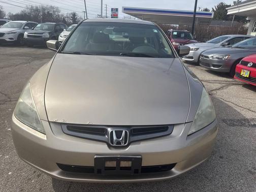 2005 Honda Accord LX 4dr Sedan