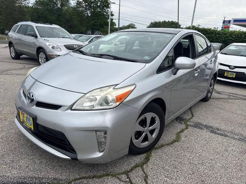 Classic Silver Metallic 2013 Toyota Prius Five