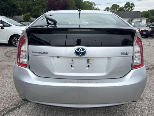 Classic Silver Metallic 2013 Toyota Prius Five