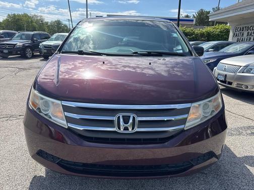 Maroon 2011 Honda Odyssey EX