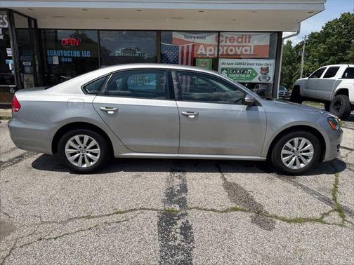 2012 Volkswagen Passat 2.5 SE