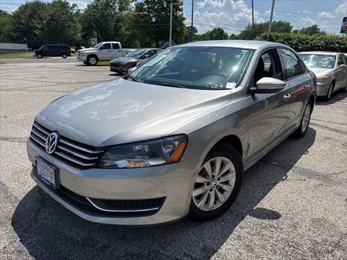 2012 Volkswagen Passat 2.5 SE