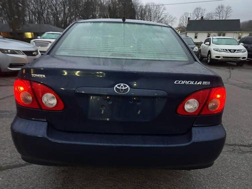 2006 Toyota Corolla LE