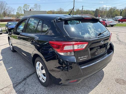 Black 2017 Subaru Impreza 2.0i