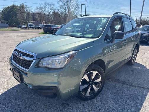 Green 2017 Subaru Forester 2.5i