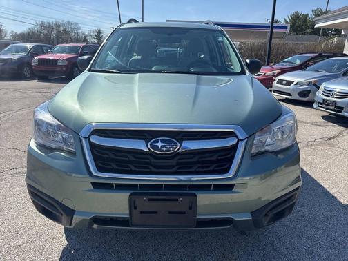 Green 2017 Subaru Forester 2.5i