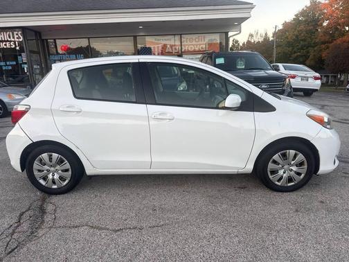 White 2012 Toyota Yaris LE
