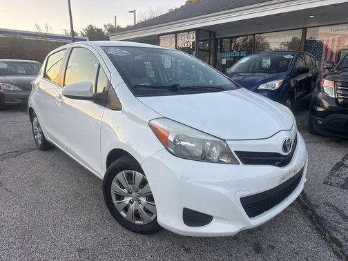 White 2012 Toyota Yaris LE