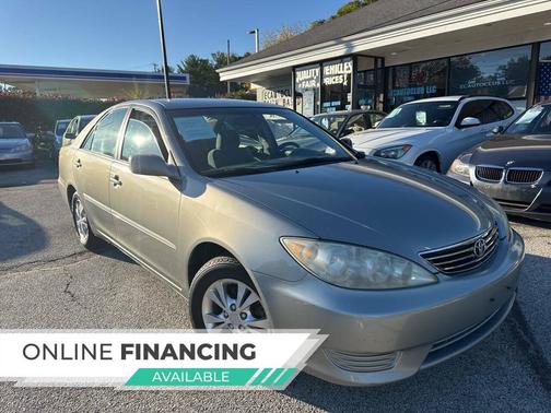2005 Toyota Camry LE V6