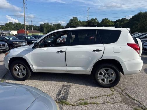 White 2008 Toyota RAV4 Base