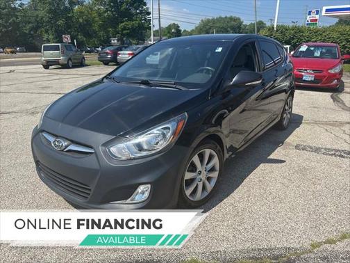 2013 Hyundai Accent SE