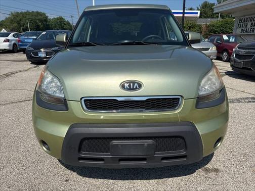 2010 Kia Soul +