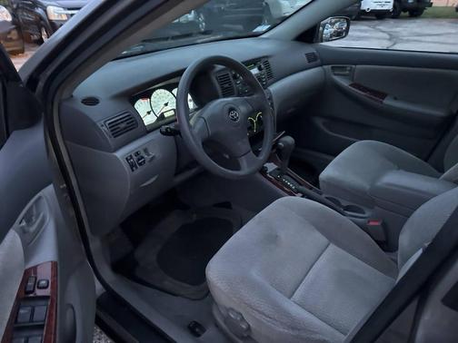 2003 Toyota Corolla LE