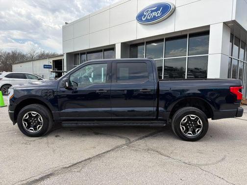 Antimatter Blue Metallic 2023 Ford F-150 Lightning XLT