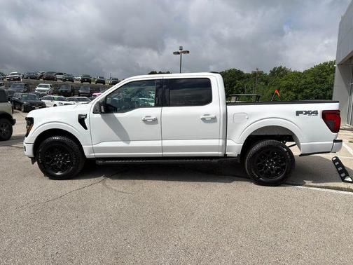 Oxford White 2024 Ford F-150 XLT