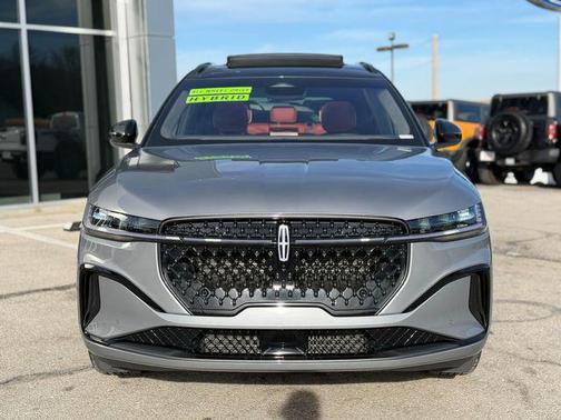 2024 Lincoln Nautilus Black Label