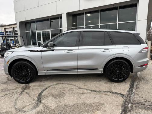 2022 Lincoln Aviator Reserve AWD