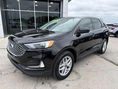 Agate Black Metallic 2023 Ford Edge SEL