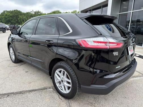 Agate Black Metallic 2023 Ford Edge SEL