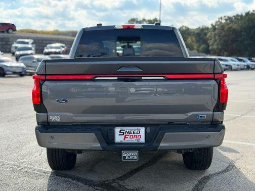 2023 Ford F-150 Lightning LARIAT