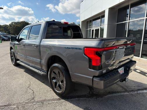 2023 Ford F-150 Lightning LARIAT