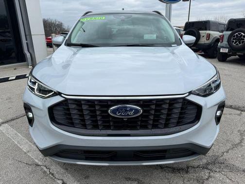 2026 Ford Escape PHEV Base