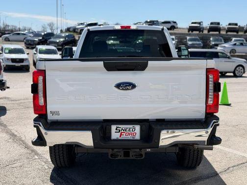 Oxford White 2026 Ford F-350 XLT