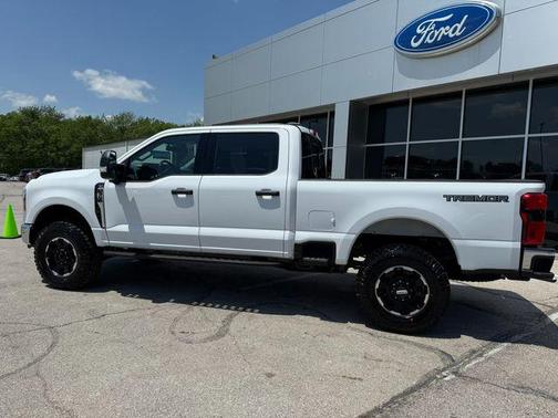 2025 Ford F-350 XLT