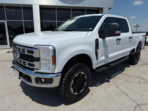 2025 Ford F-350 XLT