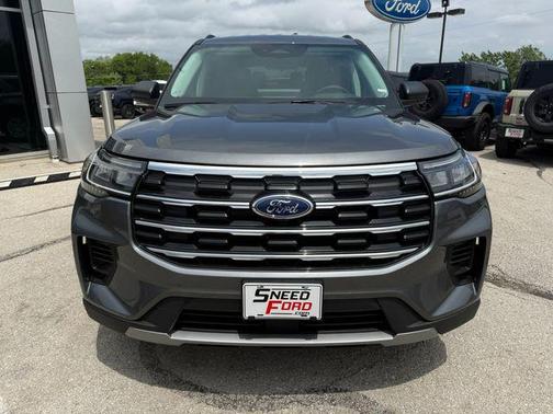 Carbonized Gray Metallic 2026 Ford Explorer Active